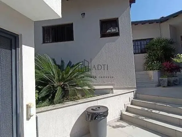 Casa 3 quartos e 4 banheiros, à venda, no bairro Vila Nova Socorro em Mogi das Cruzes