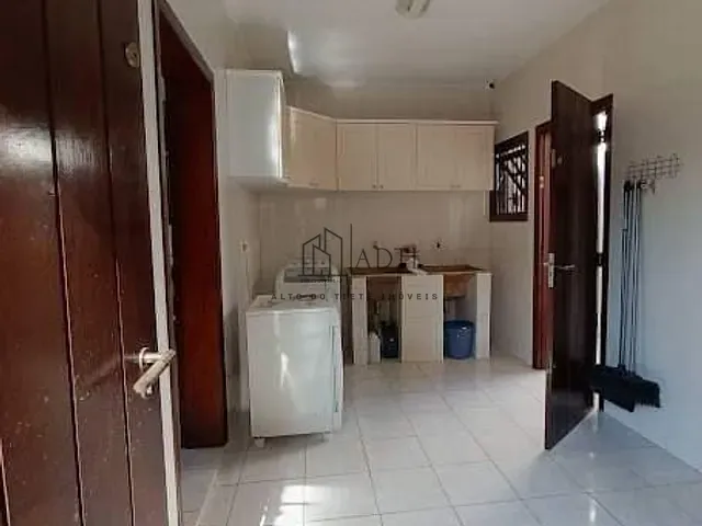 Casa 3 quartos e 4 banheiros, à venda, no bairro Vila Nova Socorro em Mogi das Cruzes