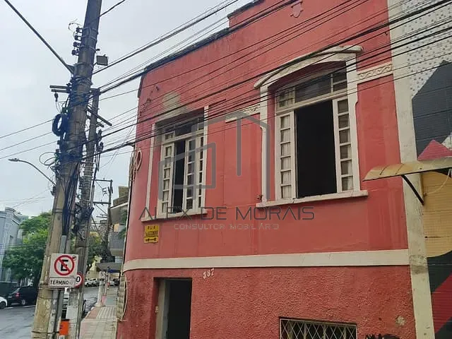 Casa 3 quartos e 1 banheiro, à venda, no bairro Centro em Vitória