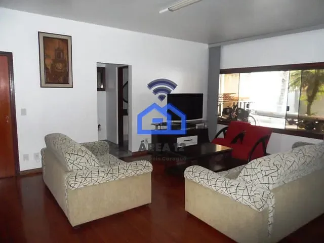 Casa com 960m² 3 quartos e 4 banheiros, à venda, no bairro Sumaré em Caraguatatuba
