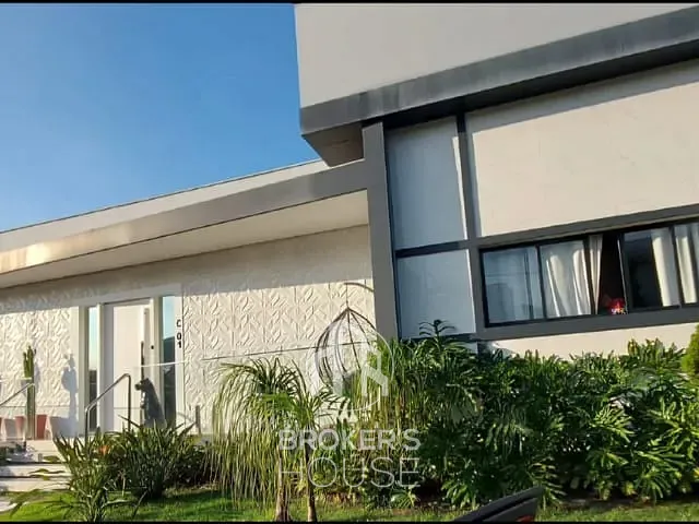 Casa com 480m² 4 quartos e 4 banheiros, à venda, no bairro Boulevard Lagoa em Serra