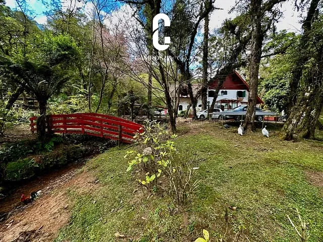 Casa com 36330m² 7 quartos e 7 banheiros, à venda, no bairro Jardim Cataguases em Campos Do Jordão