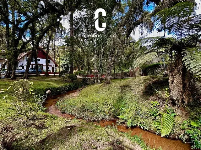 Casa com 36330m² 7 quartos e 7 banheiros, à venda, no bairro Jardim Cataguases em Campos Do Jordão