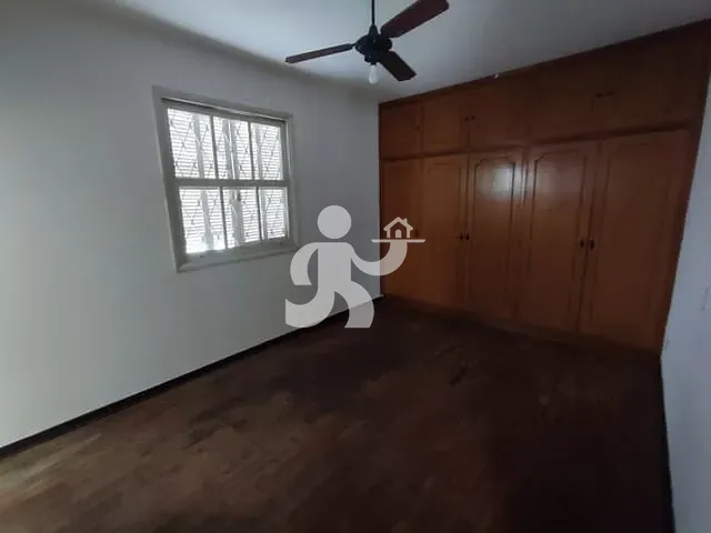 Casa com 350m² 4 quartos e 2 banheiros, à venda, no bairro Paulista em Piracicaba