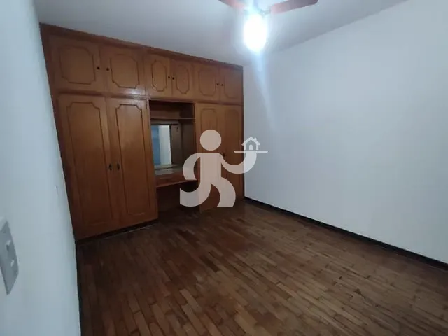Casa com 350m² 4 quartos e 2 banheiros, à venda, no bairro Paulista em Piracicaba