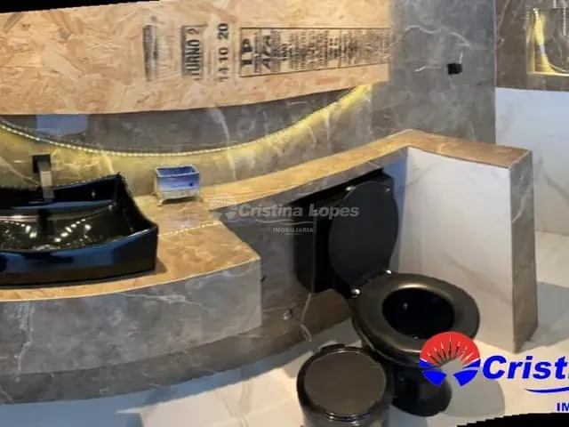Casa com 487m² 3 quartos e 6 banheiros, à venda, no bairro Bairro Desconhecido em Parnaíba