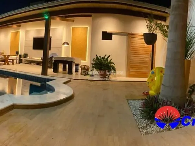 Casa com 487m² 3 quartos e 6 banheiros, à venda, no bairro Bairro Desconhecido em Parnaíba
