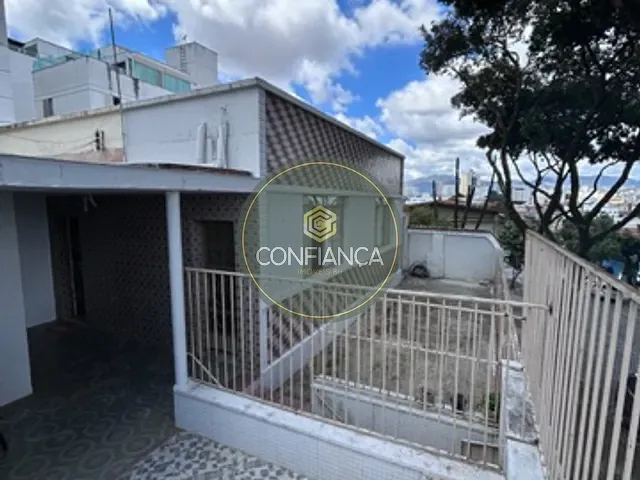 Casa 5 quartos e 3 banheiros, à venda, no bairro Santa Inês em Belo Horizonte