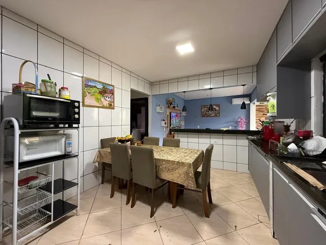 Casa 2 quartos e 3 banheiros, à venda, no bairro Setor Habitacional Arniqueira (Águas Claras) em Brasília
