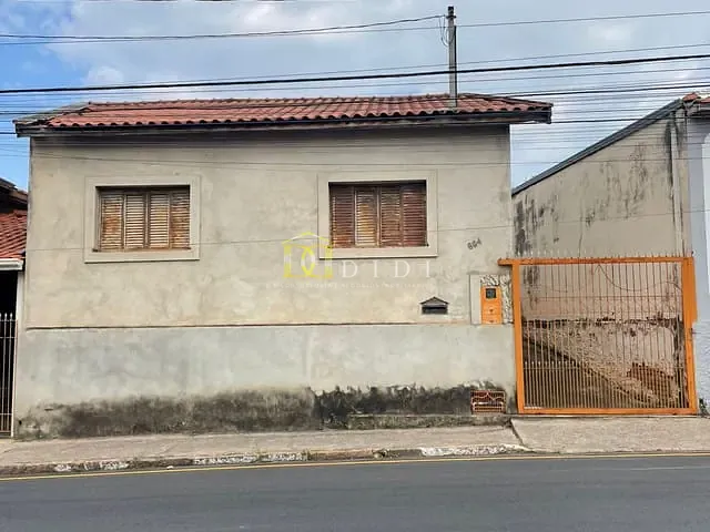 Casa 3 quartos e 1 banheiro, à venda, no bairro Centro em Porto Feliz
