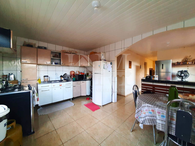 Casa com 360m² 3 quartos e 4 banheiros, à venda, no bairro Santa Cecília em Jaguariaíva
