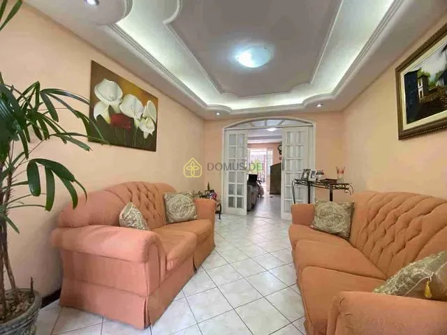Casa com 169m² 3 quartos e 3 banheiros, à venda, no bairro Jardim Tiradentes em Volta Redonda