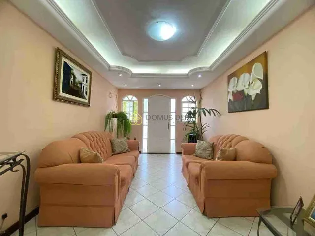 Casa com 169m² 3 quartos e 3 banheiros, à venda, no bairro Jardim Tiradentes em Volta Redonda