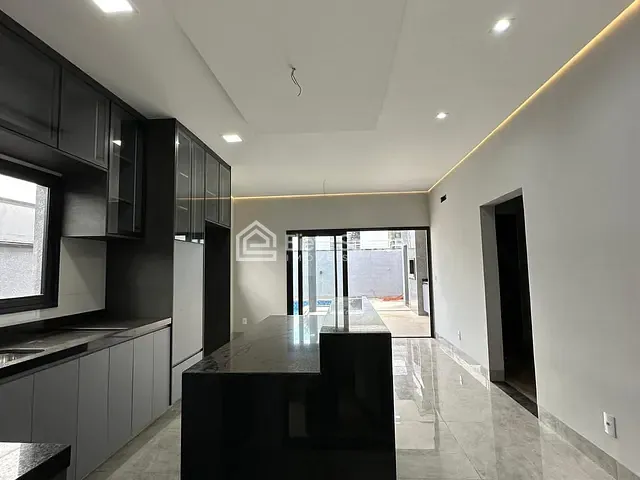 Casa com 360m² 3 quartos e 5 banheiros, à venda, no bairro Condominio Terras do Imperador em Americana