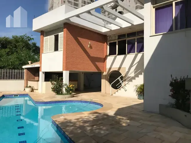Casa com 400m² 4 quartos e 4 banheiros, à venda, no bairro Joana D'Arc em Nova Iguaçu