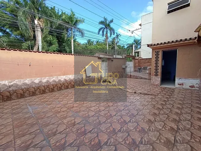 Casa com 435m² 6 quartos e 3 banheiros, à venda, no bairro Rocha em São Gonçalo