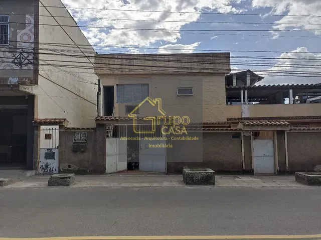 Casa com 435m² 6 quartos e 3 banheiros, à venda, no bairro Rocha em São Gonçalo