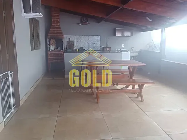 Casa com 300m² 3 quartos e 1 banheiro, à venda, no bairro Jardim Tomy em Londrina