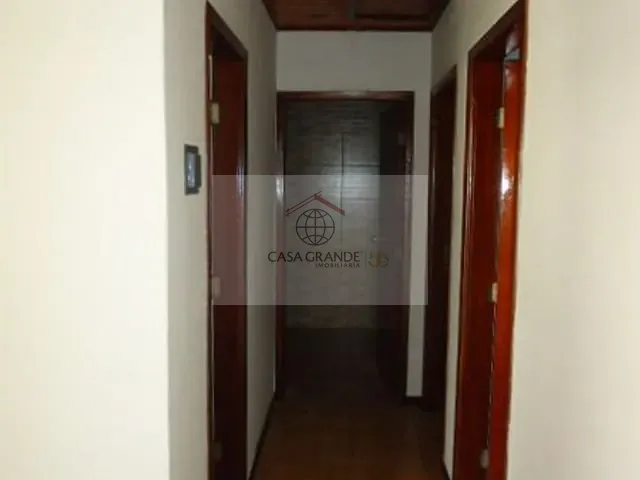 Casa 3 quartos e 1 banheiro, para alugar, no bairro Jardim Caviuna em Rolândia