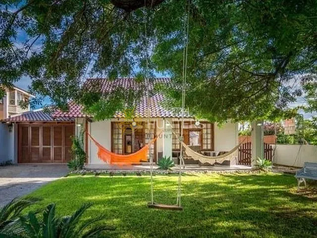 Casa com 450m² 4 quartos e 3 banheiros, para alugar, no bairro Jurerê Internacional em Florianópolis