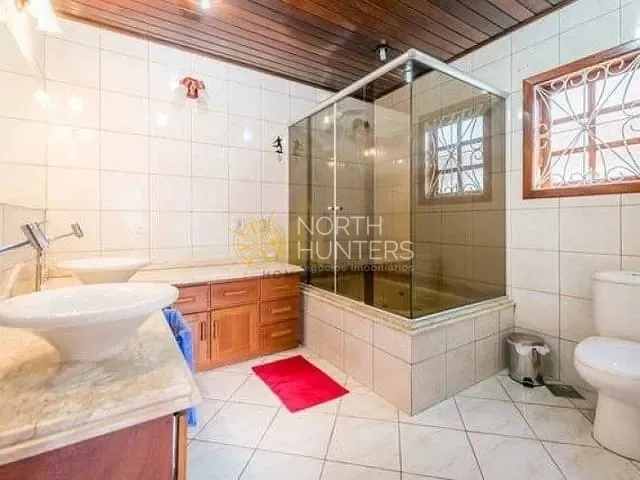 Casa com 450m² 4 quartos e 3 banheiros, para alugar, no bairro Jurerê Internacional em Florianópolis