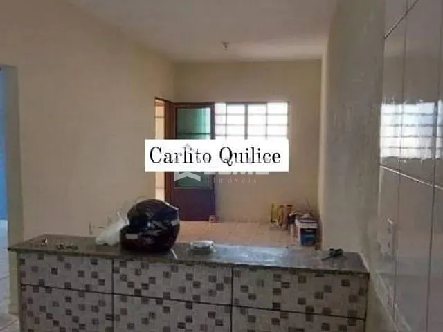 Casa com 250m² 3 quartos e 1 banheiro, à venda, no bairro Residencial Carlito Quilici em Mococa