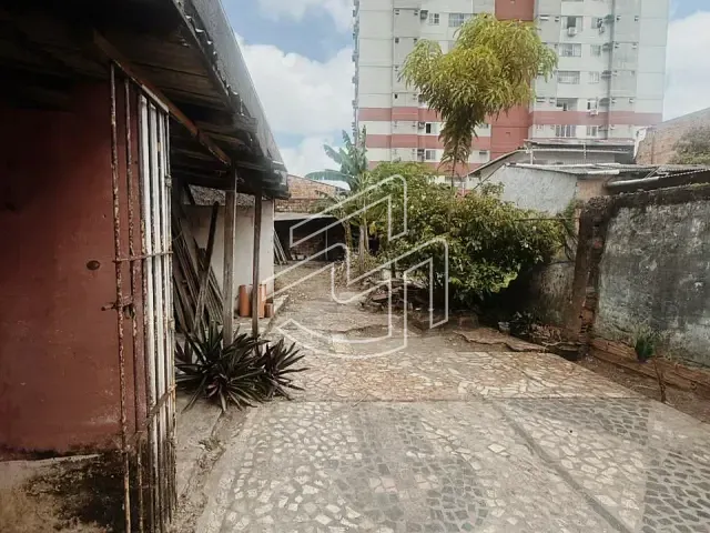 Casa 3 quartos e 2 banheiros, à venda, no bairro Marco em Belém