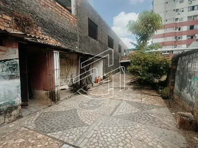 Casa 3 quartos e 2 banheiros, à venda, no bairro Marco em Belém