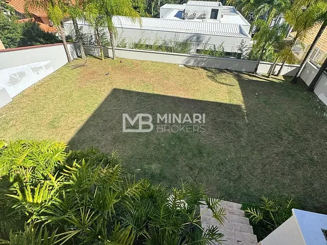 Casa 6 quartos e 8 banheiros, para alugar, no bairro Tamboré em Santana de Parnaíba