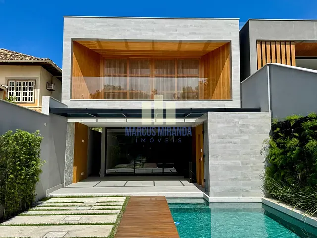 Casa com 490m² 4 quartos e 7 banheiros, à venda, no bairro Barra da Tijuca em Rio de Janeiro