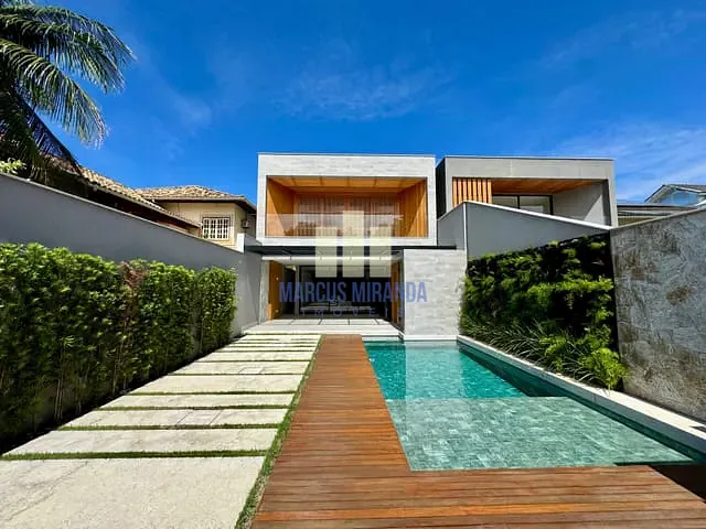 Casa com 490m² 4 quartos e 7 banheiros, à venda, no bairro Barra da Tijuca em Rio de Janeiro