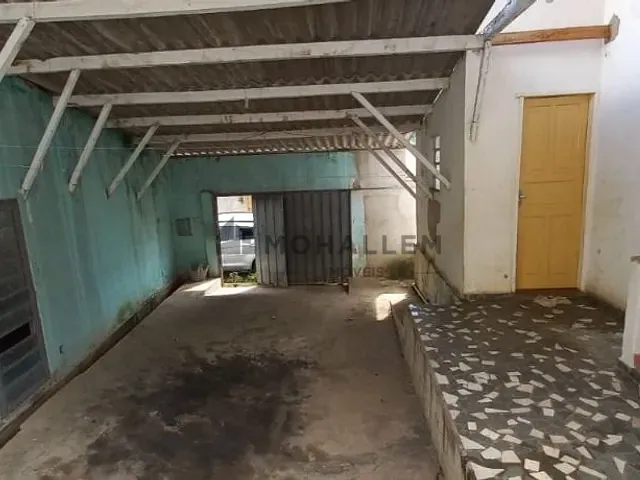 Casa com 580m² 4 quartos e 1 banheiro, à venda, no bairro Santa Rosa em Itajubá