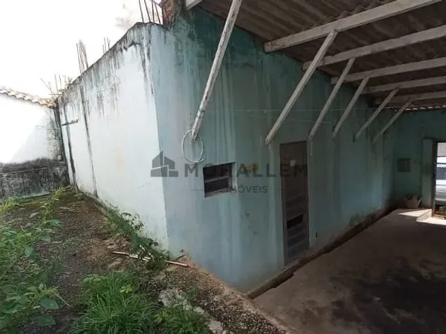 Casa com 580m² 4 quartos e 1 banheiro, à venda, no bairro Santa Rosa em Itajubá