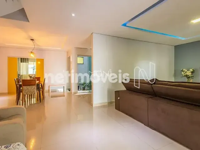 Casa 5 quartos e 6 banheiros, à venda, no bairro Sobradinho em Brasília