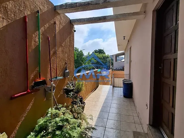 Casa com 200m² 3 quartos e 3 banheiros, à venda, no bairro Vila Granada em São Paulo