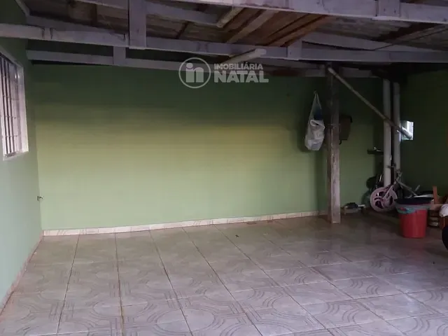 Casa com 250m² 3 quartos e 1 banheiro, à venda, no bairro Nova Olinda em Londrina