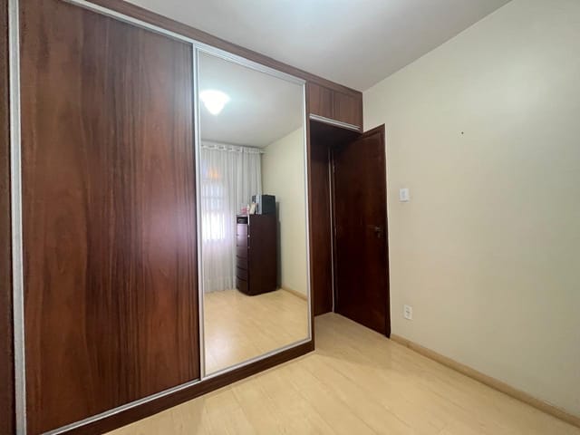 Foto do Casa - Casa duplex com excelente localização de 3 quartos e 4 vagas à venda, no bairro Alípio de Melo, Belo Horizonte, MG | Oportunidades Imóveis