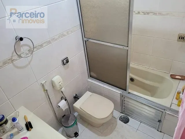 Casa 5 quartos e 3 banheiros, à venda, no bairro Vila Antonieta em São Paulo