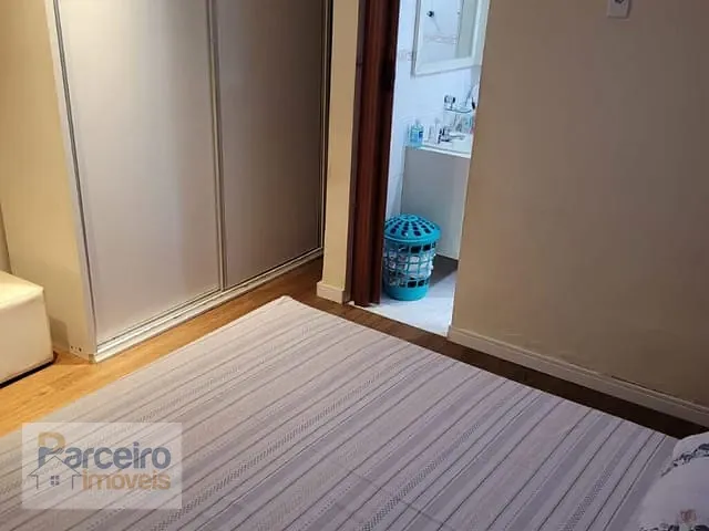 Casa 5 quartos e 3 banheiros, à venda, no bairro Vila Antonieta em São Paulo