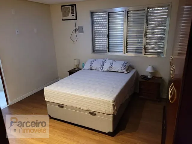 Casa 5 quartos e 3 banheiros, à venda, no bairro Vila Antonieta em São Paulo