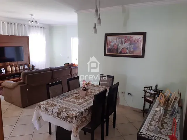 Casa com 300m² 3 quartos e 2 banheiros, à venda, no bairro Não informado em Tremembé