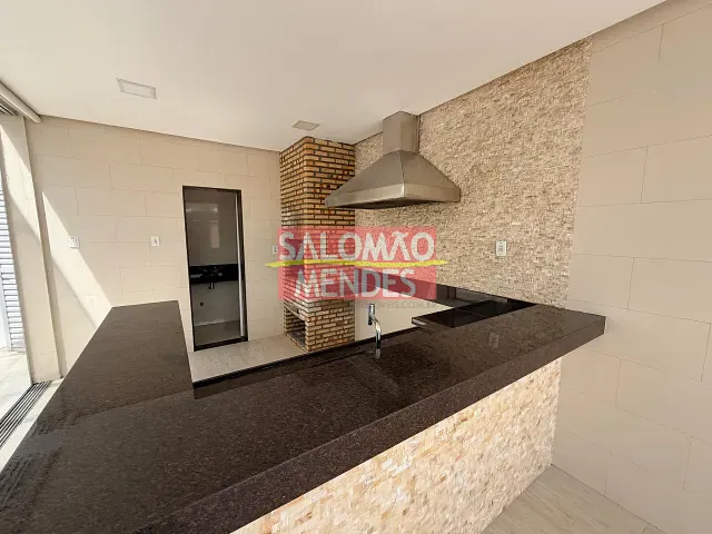 Casa 3 quartos e 5 banheiros, à venda, no bairro Parque Verde em Belém