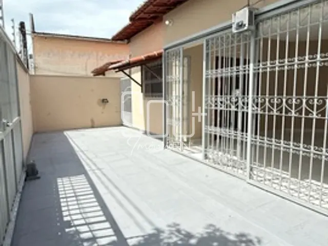 Casa com 200m² 3 quartos e 2 banheiros, à venda, no bairro Nova Parnamirim em Parnamirim