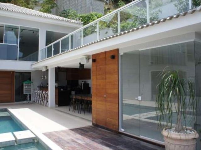 Casa com 650m² 4 quartos e 5 banheiros, à venda, no bairro Jacarepaguá em Rio de Janeiro