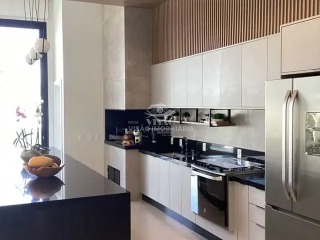 Casa com 548m², à venda, no bairro CONDOMÍNIO RESIDENCIAL CARPE DIEM em Sinop