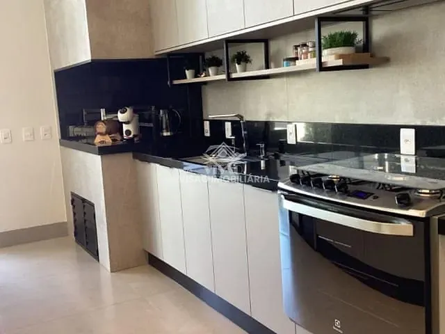 Casa com 548m², à venda, no bairro CONDOMÍNIO RESIDENCIAL CARPE DIEM em Sinop
