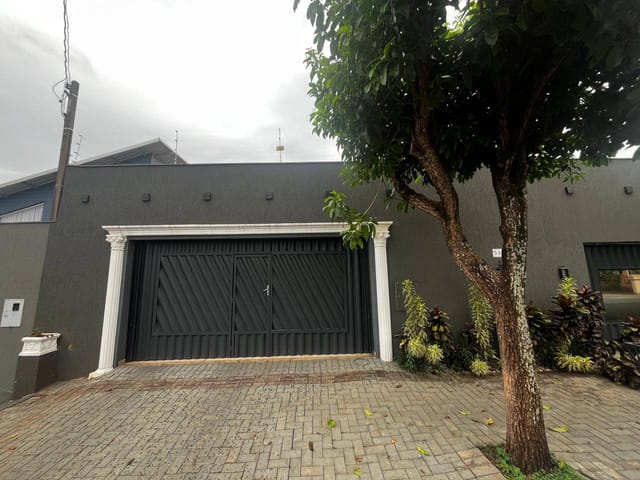 Foto do Casa - Casa para Locação, 03 quartos (02 suítes), Churrasqueira, piscina aquecida, 02 vagas de garagem,  375 m² terreno, JD Caravelle, Londrina - PR | ZBM NEGOCIOS IMOBILIARIOS