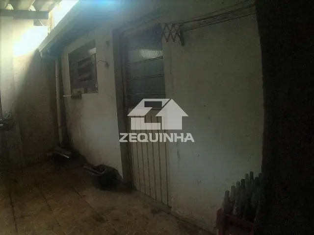 Casa com 250m² 6 quartos e 5 banheiros, à venda, no bairro Jardim Veloso em Osasco