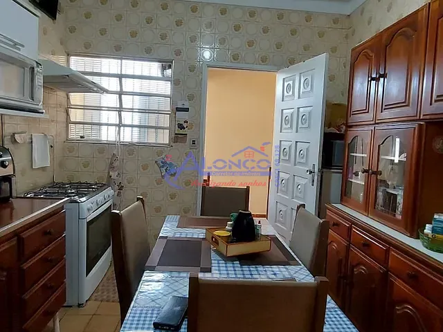 Casa com 250m² 5 quartos e 3 banheiros, à venda, no bairro Centro em Jacareí