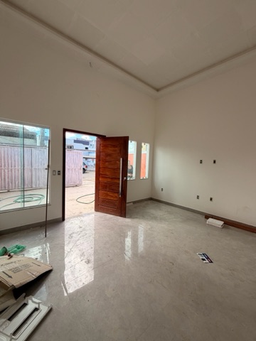 Casa com 210m² 3 quartos e 2 banheiros, à venda, no bairro Parque Jóquei Club em Campos dos Goytacazes